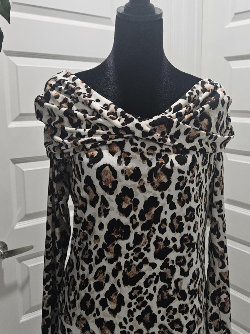 RACHEL Rachel Roy Off-Shoulder Long Sleeve Leopard Top - Cream, Brown, Black